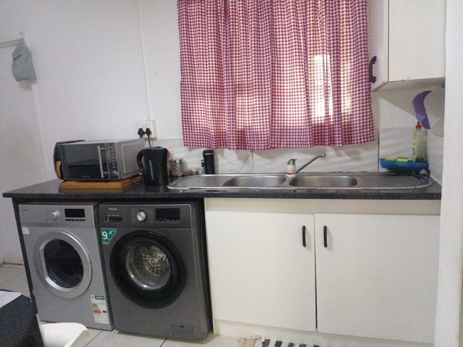 3 Bedroom Property for Sale in Portlands Western Cape